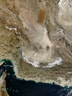 300px-Dasht-e_Lut_Dust_Storm_Iran_TMO_2010023_lrg6